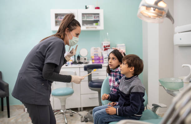 Best Veneers and Lumineers  in Oak Hills, CA